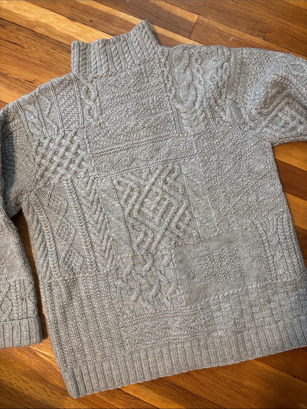 Lauren Ralph Lauren Gray Textured Cable-Knit Crewneck Sweater - Picture 6 of 6